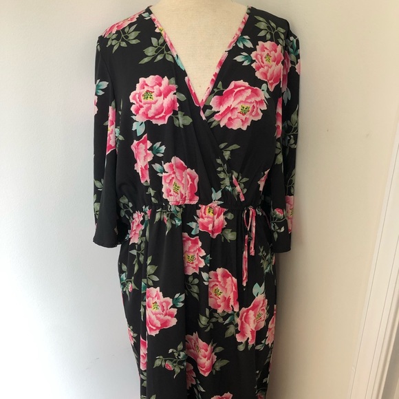Influence Floral Print Wrap Midi Dress - Picture 3 of 6